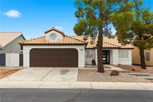 4818 Carefree Dr, Las Vegas, NV, 89122-7551 | Card Image