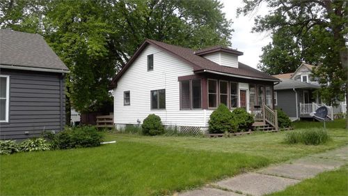 607 Pillsbury Avenue, Albert Lea, MN, 56007 | Card Image