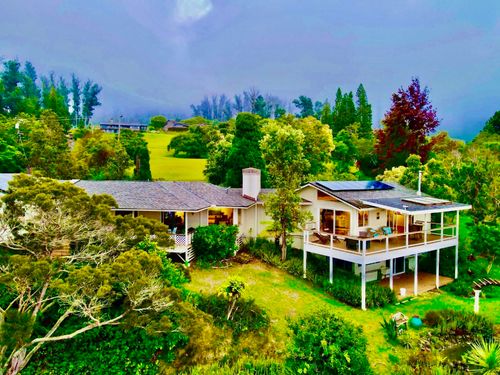 17526 Haleakala Hwy, Kula, HI, 96790-8032 | Card Image