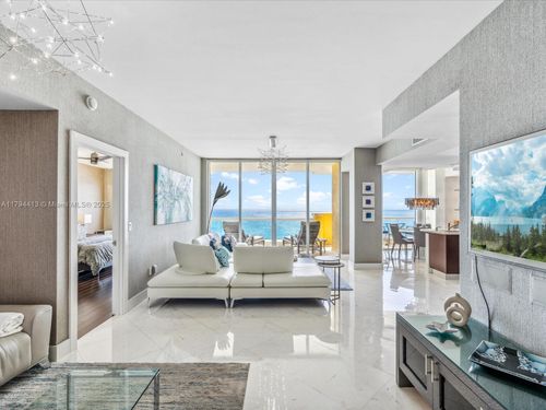 1605-17875 Collins Ave, Sunny Isles Beach, FL, 33160-2718 | Card Image