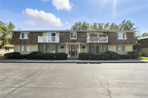 apt-13-1104 Indian Church Rd, West Seneca, NY, 14224-1332 | Card Image