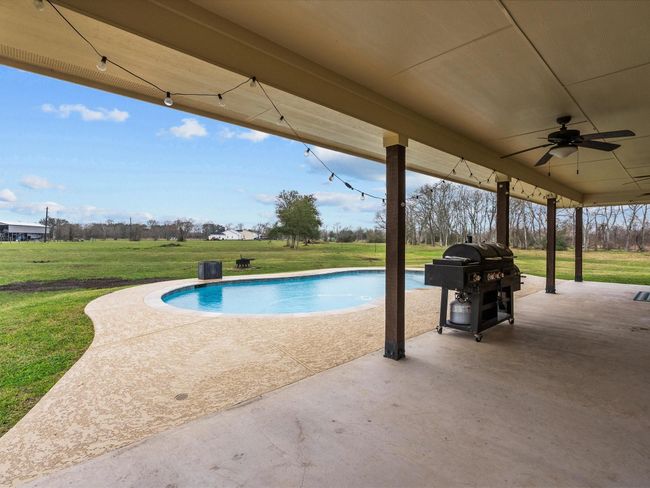 16941 Cowan Rd, House other with 3 bedrooms, 3 bathrooms and 2 parking in Alvin TX | Image 36