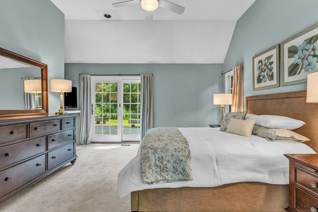 42 Long Hill Farm, Condo with 2 bedrooms, 3 bathrooms and 4 parking in Guilford CT | Image 18