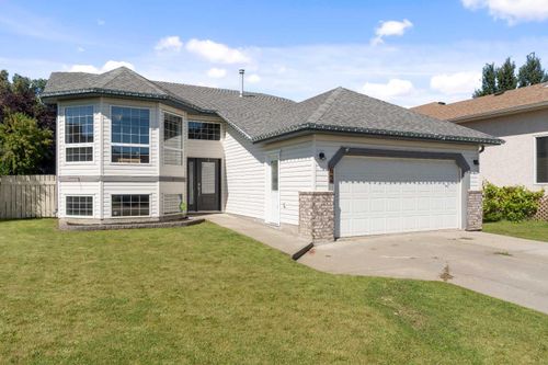 62 Olson Crescent, Whitecourt, AB, T7S1T9 | Card Image