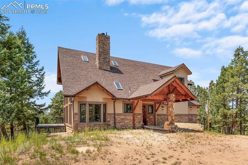 2741 Sunnywood Ave, Woodland Park, CO, 80863-9402 | Card Image