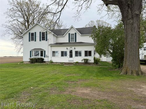 5509 Marlette Rd, Marlette, MI, 48453-8905 | Card Image