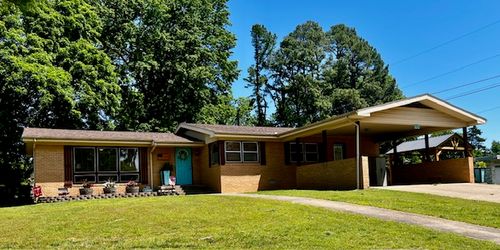 1605 Cherokee Cir, Harrison, AR, 72601-3104 | Card Image