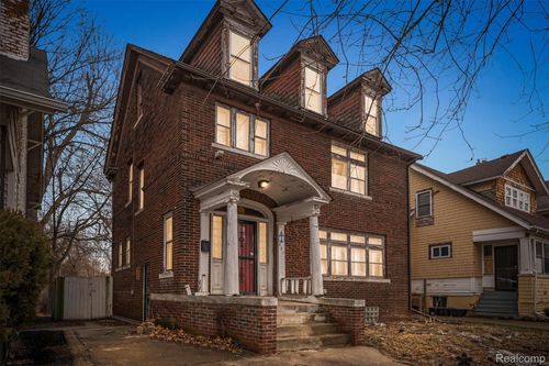 880 Algonquin St, Detroit, MI, 48215-2910 | Card Image