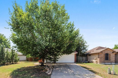 11717 Railton Dr, Del Valle, TX, 78617-3554 | Card Image