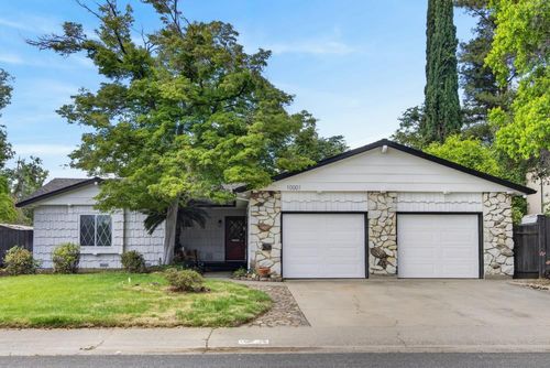 10001 La Placita Drive, Rancho Cordova, CA, 95670 | Card Image