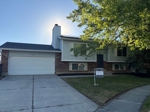 8957 S Powder Horn Ct, Sandy, UT, 84093-1608 | Card Image