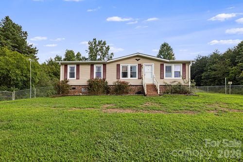 2490 Painters Gap Rd, Union Mills, NC, 28167-8926 | Card Image