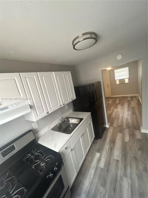 6-161 Nw 15th St, Miami, FL, 33136 | Card Image