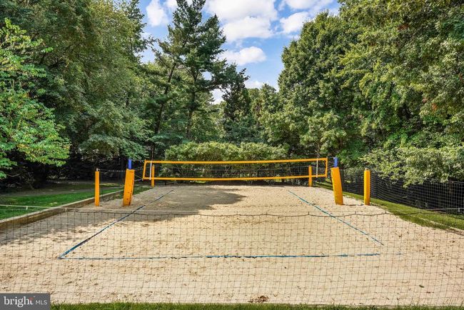 2151 Cabots Point Ln, Townhouse with 4 bedrooms, 3 bathrooms and null parking in RESTON VA | Image 59