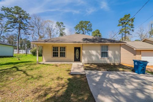 10733 Royal York Dr, Conroe, TX, 77303-2658 | Card Image