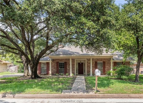 1803 Leona Dr, College Station, TX, 77840-4838 | Card Image