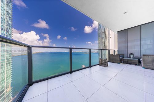 2407-480 Ne 31st St, Miami, FL, 33137-4590 | Card Image