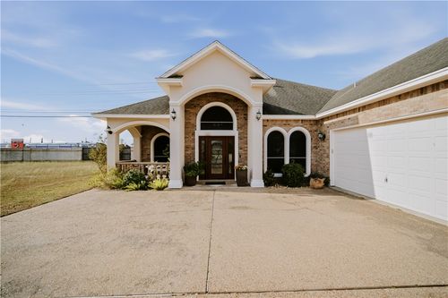 4105 Cimarron Lake Dr, Corpus Christi, TX, 78414-4079 | Card Image