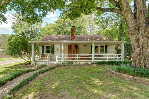 1300 S Pennsylvania Ave, Springfield, MO, 65807-1758 | Card Image