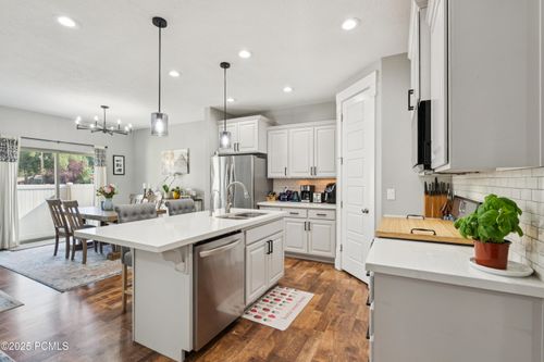 193 E 200 S, Kamas, UT, 84036-5138 | Card Image