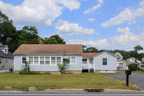 230 Drum Point Rd, Brick, NJ, 08723-6312 | Card Image