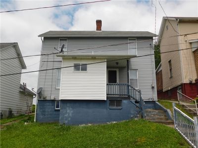 14 Center Street, House other with 2 bedrooms, 1 bathrooms and 4 parking in Menallen Twp PA | Image 2