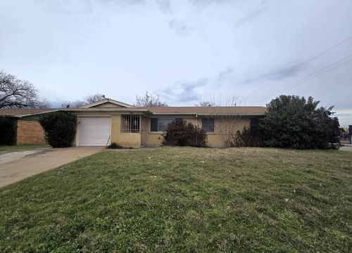 2365 Clover Ridge Dr, Dallas, TX, 75216-7423 | Card Image