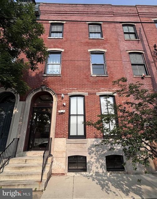 45-643 N 15th St, PHILADELPHIA, PA, 19130-3465 | Card Image