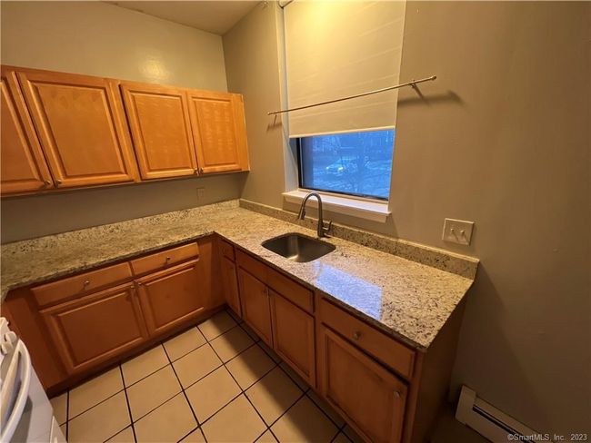 APT-101 - 456 Lombard St, Home with 2 bedrooms, 1 bathrooms and 1 parking in New Haven CT | Image 12