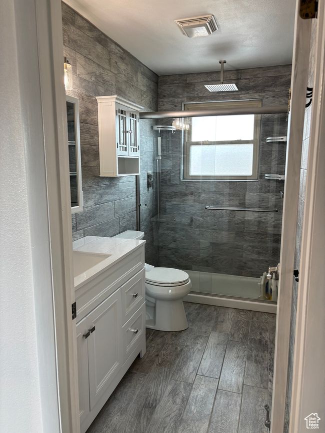 Newly remodeled bathroom | Image 35