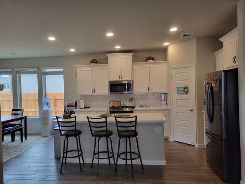 122 Dycus Bnd, Liberty Hill, TX, 78642-2510 | Card Image