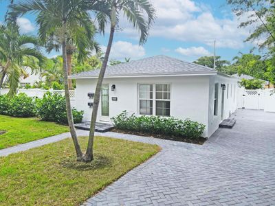 826 Sunset Road, House other with 3 bedrooms, 3 bathrooms and null parking in West Palm Beach FL | Image 1