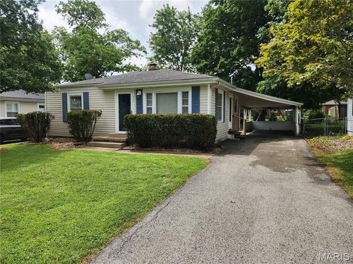 420 Hadley Ave, Edwardsville, IL, 62025-2505 | Card Image