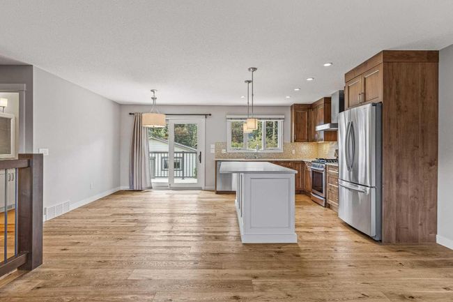 949 13 St, House other with 3 bedrooms, 2 bathrooms and 4 parking in Canmore AB | Image 10
