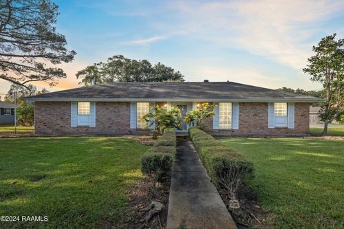 227 Meadow Lane, Lafayette, LA, 70506 | Card Image