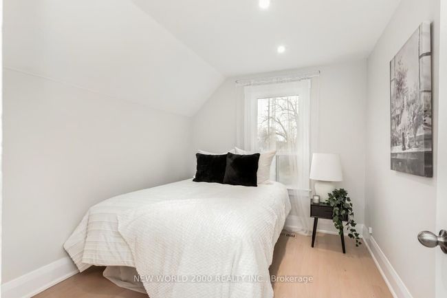 8071 Kipling Ave, House other with 4 bedrooms, 2 bathrooms and 6 parking in Woodbridge ON | Image 30