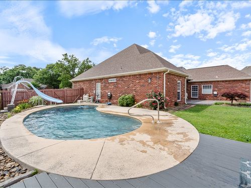 5805 S 41st St, Rogers, AR, 72758-4101 | Card Image