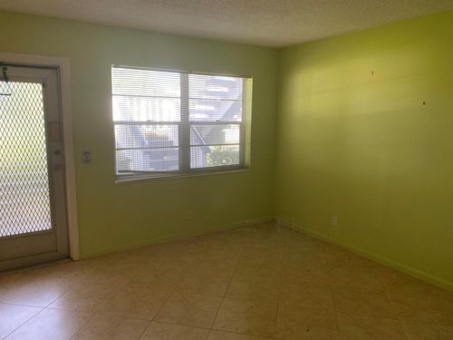 95-95 Cambridge E, West Palm Beach, FL, 33417-1317 | Card Image