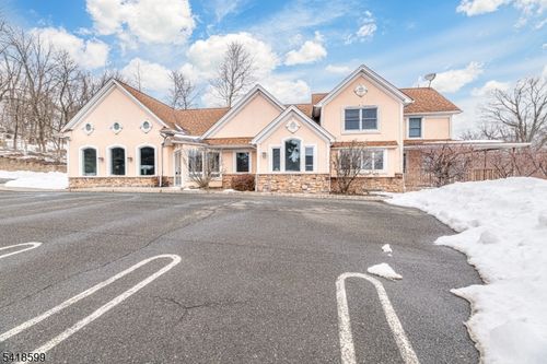 137 S Rutherford Ave, Franklin, NJ, 07416 | Card Image