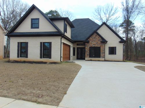 117 Melbourn Cir, BESSEMER, AL, 35022-5819 | Card Image