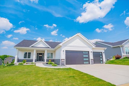 6612 Vista Vly, Windsor, WI, 53598-9120 | Card Image