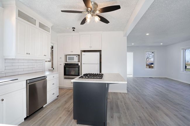 417 Railway Ave, House other with 3 bedrooms, 2 bathrooms and 4 parking in Scandia AB | Image 16