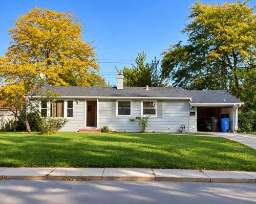 29 Alameda Dr, Carpentersville, IL, 60110-1120 | Card Image