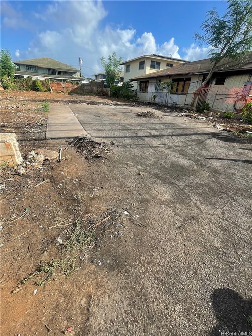 94-337 Paiwa St, Waipahu, HI, 96797-3617 | Card Image