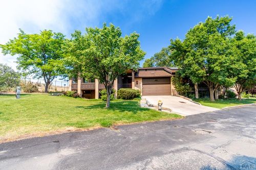 63 Country Club Vlg, Pueblo, CO, 81008-1626 | Card Image