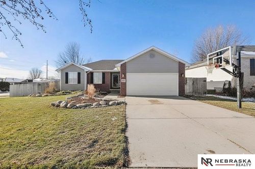 7433 S 18th St, Lincoln, NE, 68512-9315 | Card Image