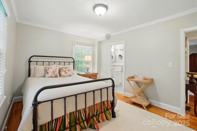 2025 Sagamore Rd, House other with 4 bedrooms, 3 bathrooms and null parking in Charlotte NC | Image 22