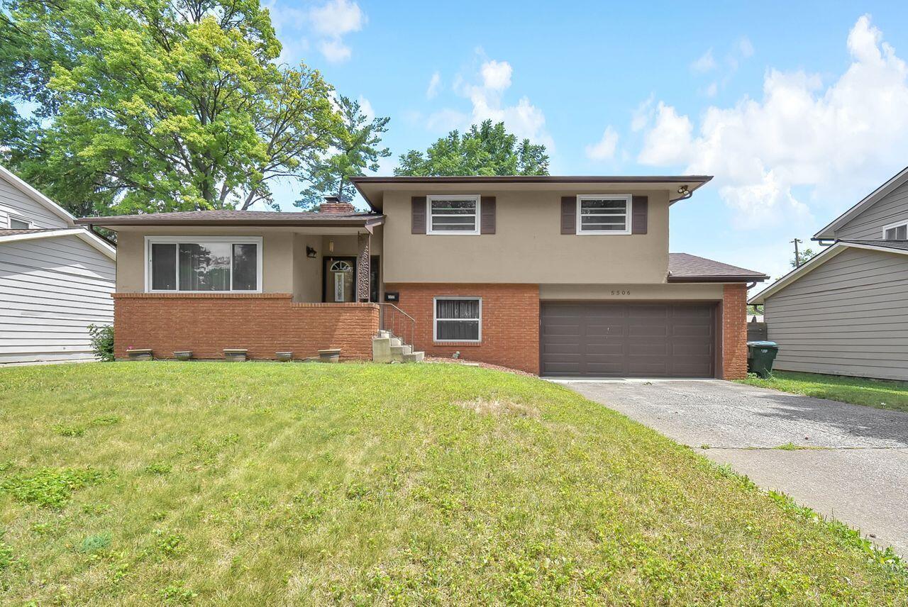 Satinwood Dr, Columbus, OH 43229