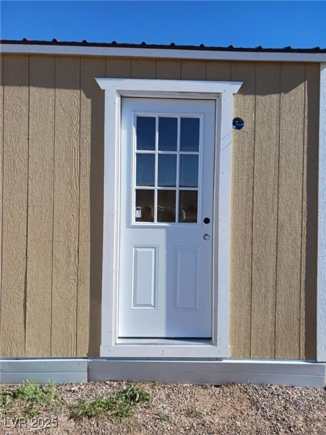 View of entrance to property | Image 4