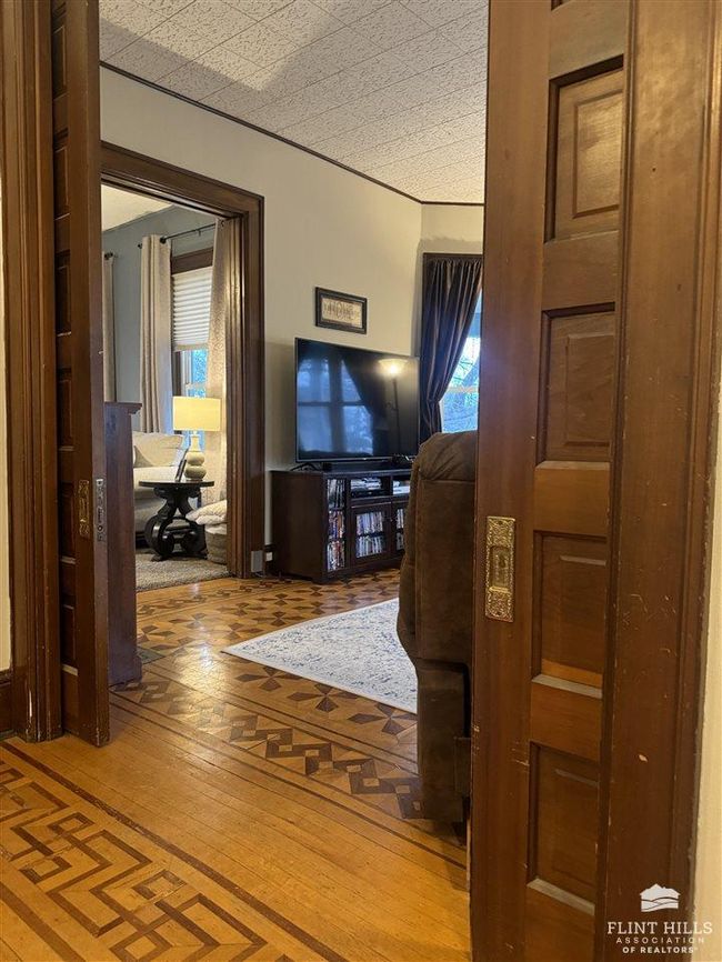 406 W 8 Th St, House other with 4 bedrooms, 2 bathrooms and null parking in Concordia KS | Image 16